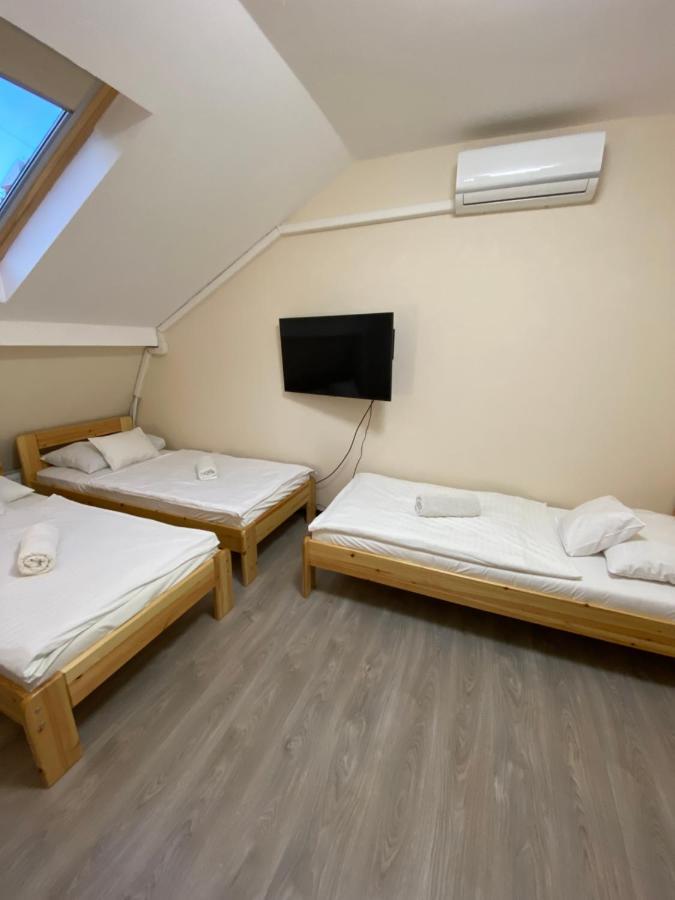 Kiskakas Etterem Hotel Залегершег Екстериор снимка