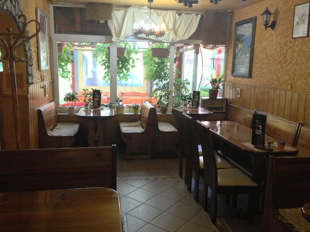 Kiskakas Etterem Hotel Залегершег Екстериор снимка